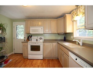 43 Eaton Dr, Hudson, MA 01749 - photo 4