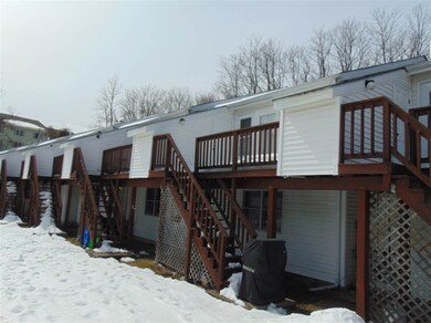 883 Mammoth Rd unit 2, Manchester, NH 03104 - photo 2
