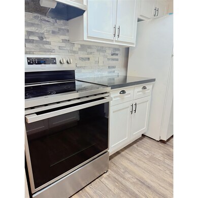 Egret Bay Condominiums unit 505, Houston, TX 77058 - photo 4