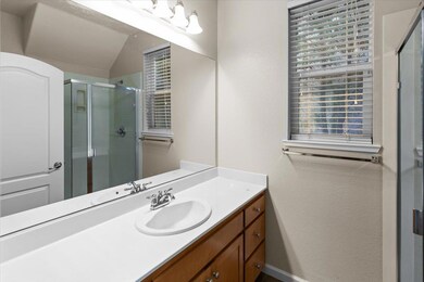 1067 Sallie Ln, Tracy, CA 95376 - photo 3