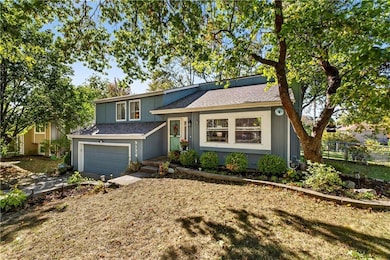 9124 Constance St, Lenexa, KS 66215 - photo 5