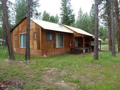 17-front-of-cabin