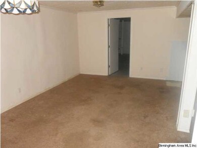 437 19th Terrace NE, Center Point, AL 35215 - photo 4