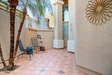 1136 East Hiddenview Dr-03