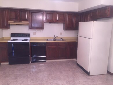 5889 Kitchen