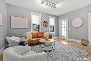 2-web-or-mls-A7402864