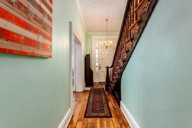 Foyer2-001