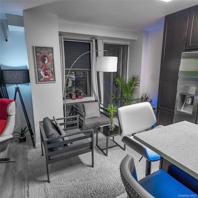Hugh Grant Gardens unit 904, Bronx, NY 10472 - photo 4