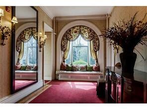 Lobby/Reception.