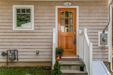 004-Entrance-1238196-large