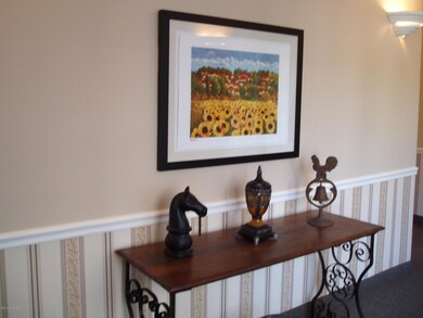 2 Homestead Ln unit 313, Greenwich, CT 06831 - photo 4