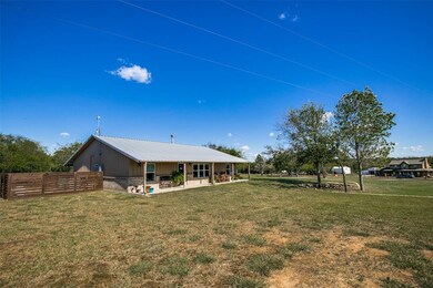 133 County Road 4798, Springtown, TX 76082 - photo 5