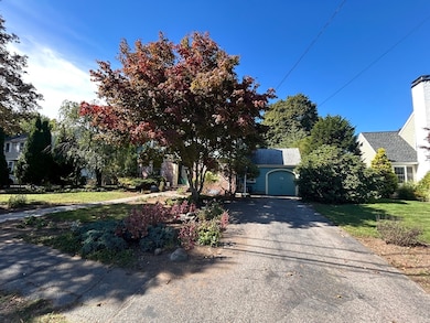 73 Woodlawn Ave, Needham, MA 02492 - photo 2