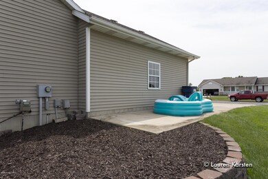1833 Pheasant Ridge Dr, Dorr, MI 49323 - photo 3