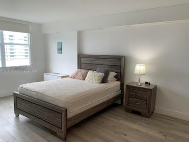 Maison Grande unit 1131, Miami Beach, FL 33140 - photo 5