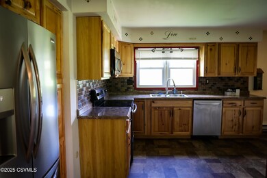 1217 8th Ave, Berwick, PA 18603 - photo 7