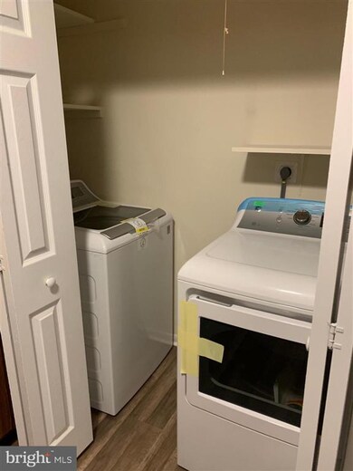 633 Andrews Ave unit SECOND FLOOR, Darby, PA 19023 - photo 5