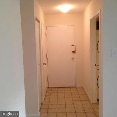 1412 Northgate Square unit 22B, Reston, VA 20190 - photo 2