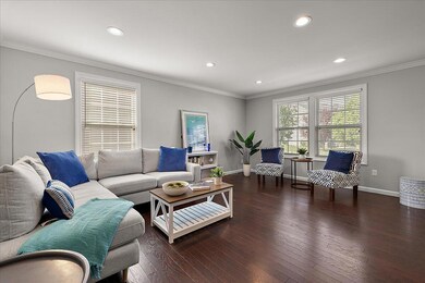 28-8429 Walnut Hill-28