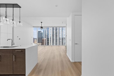 The Independent unit 3004, Austin, TX 78701 - photo 3