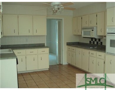 37 N Cromwell Rd, Savannah, GA 31410 - photo 2