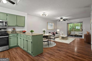 36 Doranne Ct SE, Smyrna, GA 30080 - photo 3