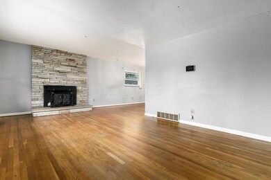 004_ - 1718 Bostwick Rd - 022