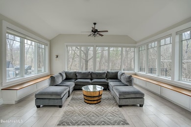 6 sunroom 1