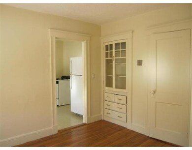 41 Roberts St unit 1, Quincy, MA 02169 - photo 4