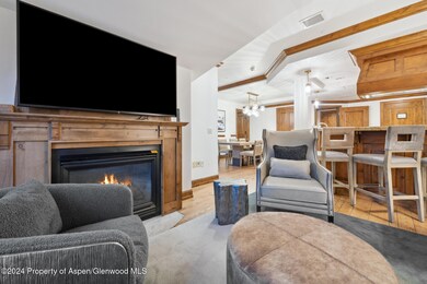 FireplaceSittingArea