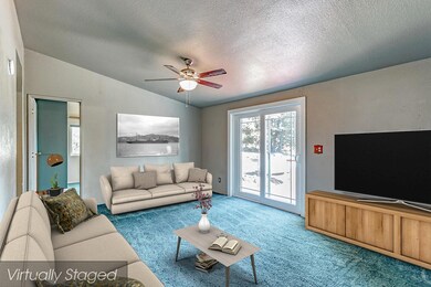 8260 La Jolla