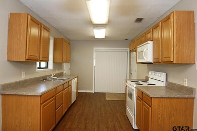 11300 County Road 2326, Tyler, TX 75707 - photo 4