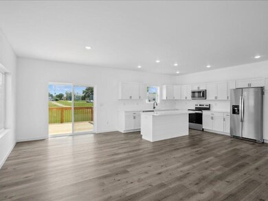 3103 Ginkgo Ln, Muscatine, IA 52761 - photo 6