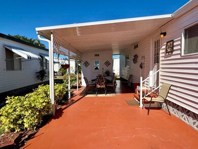 977 E Sand Cay Ave, Venice, FL 34285 - photo 5