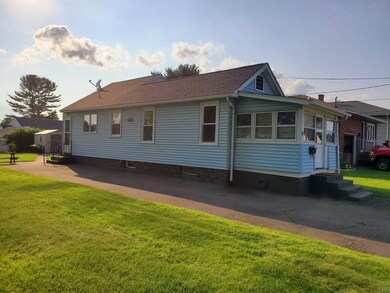 77 Yale St, Ludlow, MA 01056 - photo 3