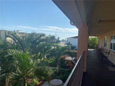 535 68th Ave unit 9, Saint Pete Beach, FL 33706 - photo 3