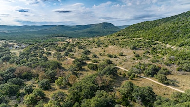 Mazurek Rd, Utopia, TX 78884 - photo 2