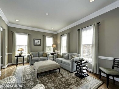 817 Woodside Pkwy, Silver Spring, MD 20910 - photo 3