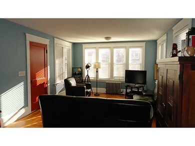 11 Oakdale St, Providence, RI 02908 - photo 4