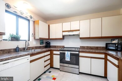 11 Glyer Ct, Reisterstown, MD 21136 - photo 4