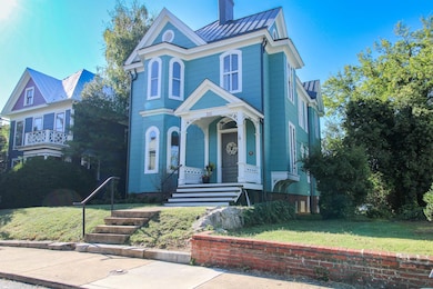 310 Berkeley Place, Staunton, VA 24401 - photo 2