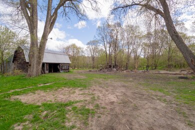 891 Riverview Dr-103