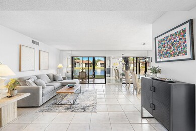 10423 S Circle Lake Dr unit 102, Boynton Beach, FL 33437 - photo 2