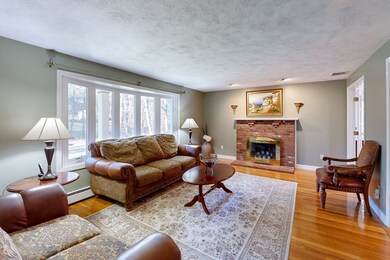 20 Forest St, Medfield, MA 02052 - photo 4