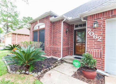 7062 River Garden Dr, Houston, TX 77095 - photo 3