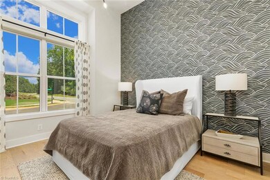 5107 Whaitley Ln, Greensboro, NC 27407 - photo 4