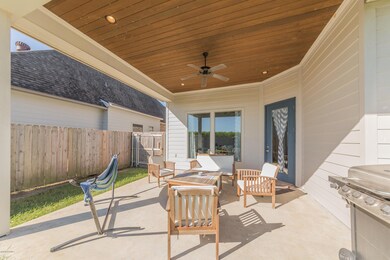 202MeadowGate-12