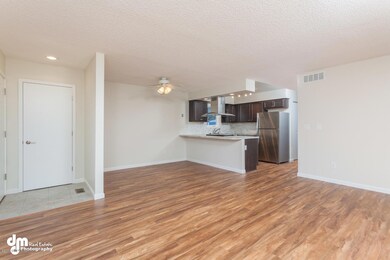 390 Dannilyn Circle Anchorage-large-004-