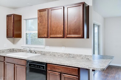 5080 Curtis Blvd-18