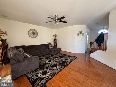 2659 Taffrail Way, Woodbridge, VA 22191 - photo 4